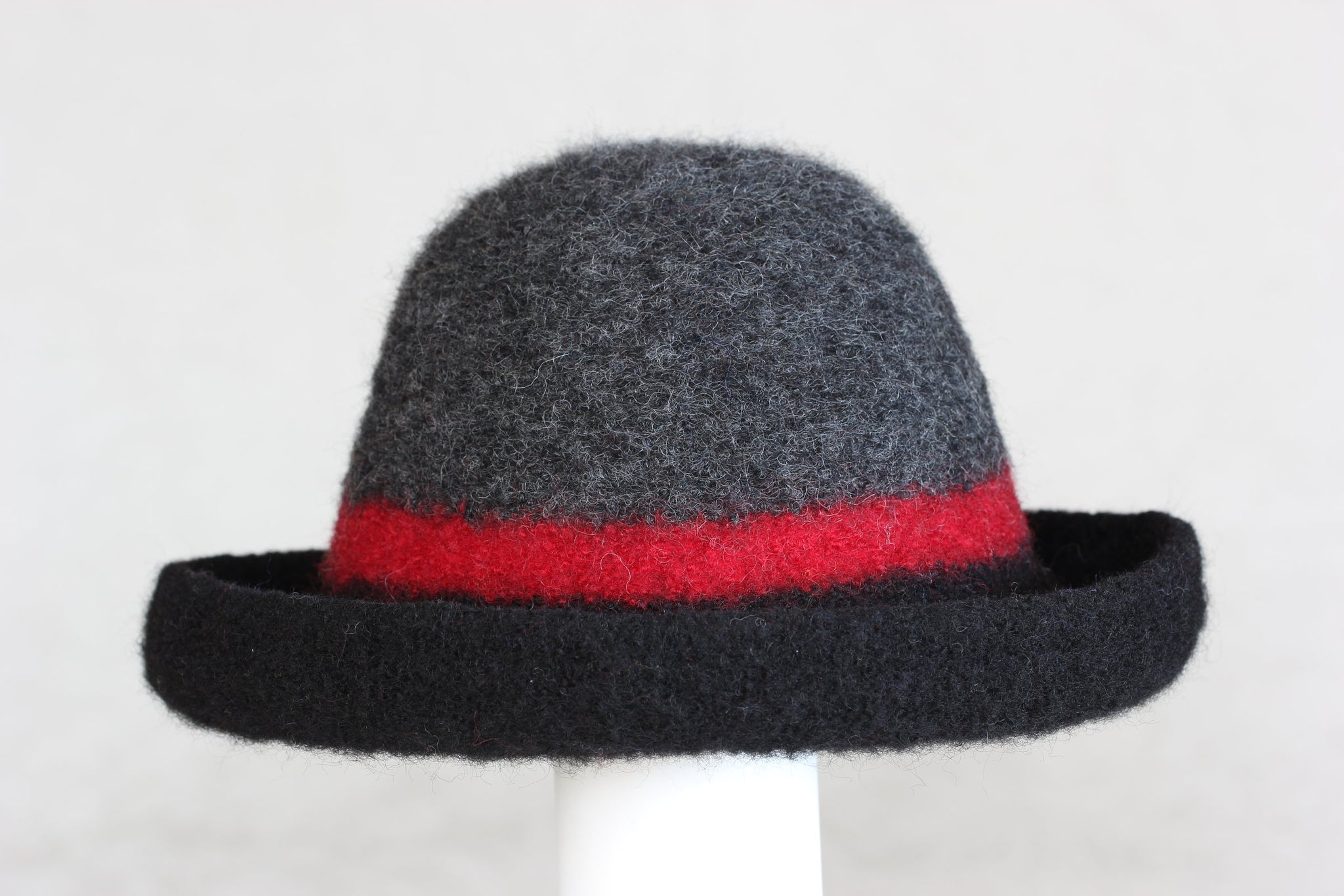 Black/Red Striped Hat