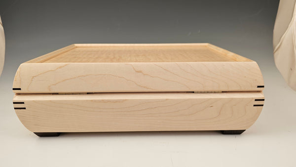 Curly Maple Elegance Box