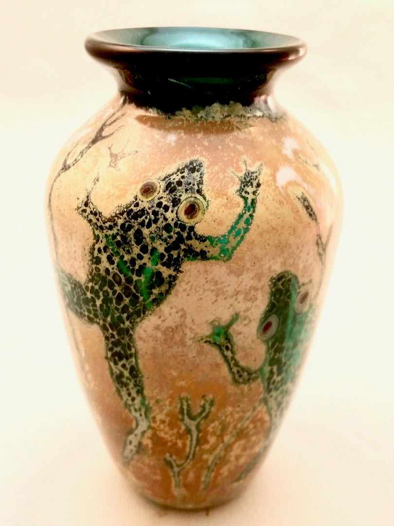 Green Frog Vase