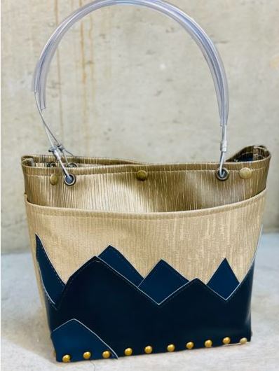 "Blue Mountain" Traveler Bag